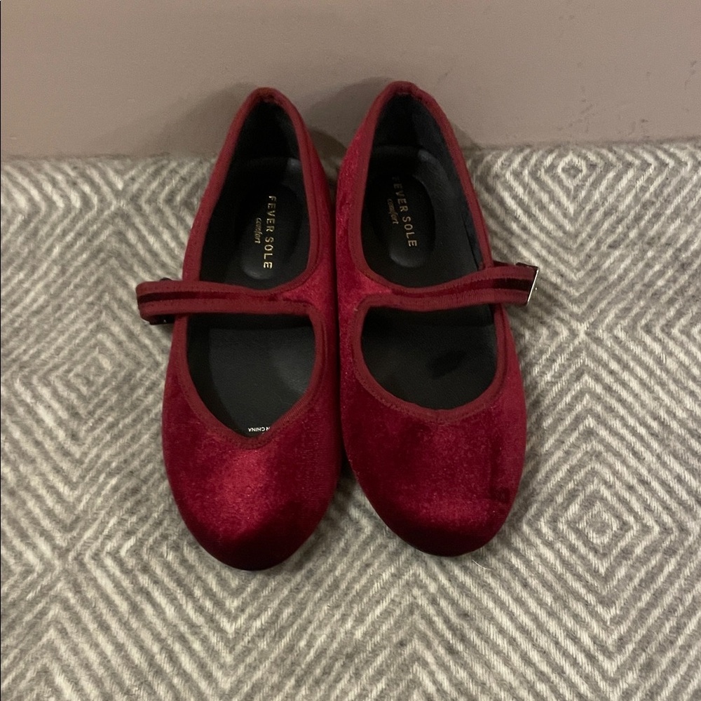 Red Velvet Mary Jane Shoes